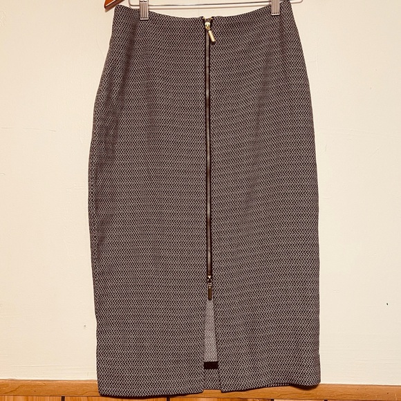 Worthington Dresses & Skirts - Worthington Black and White Textured Pencil Skirt with Front Zip